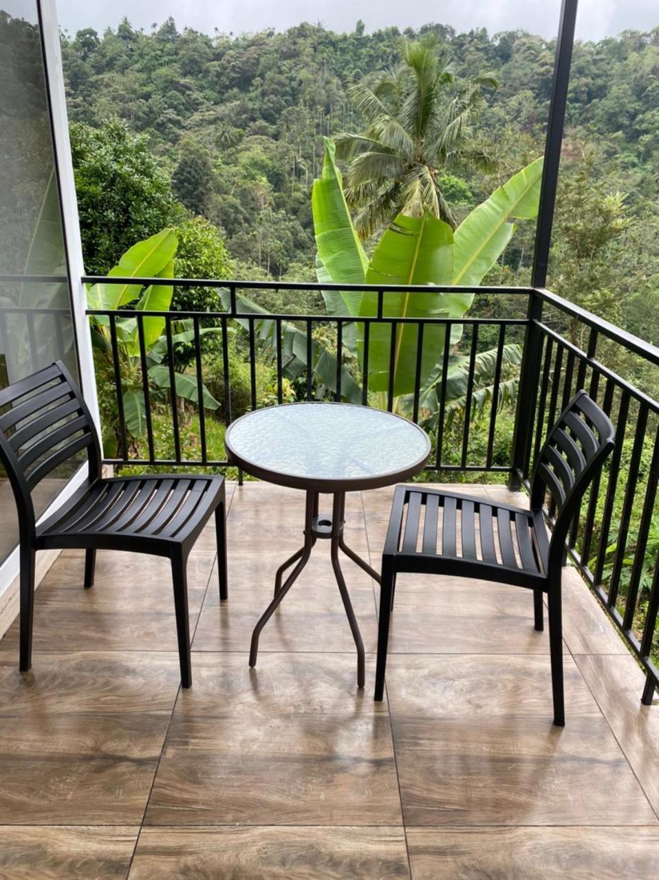 Misty Hideout Bed and Breakfast Kakkadampoyil Esterno foto